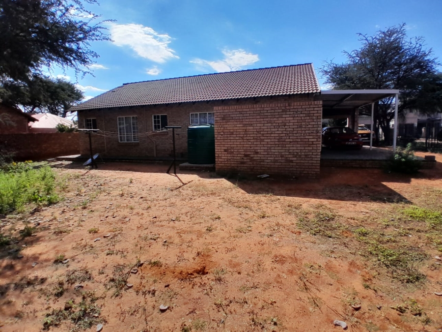 To Let 3 Bedroom Property for Rent in Kathu Northern Cape